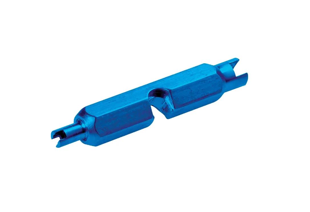 theproscloset3300601